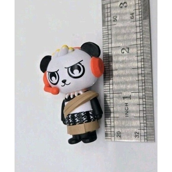 Ryan's World Island Adventure Combo Panda Mystery Micro Mini Figure Toy Figurine - Picture 6 of 6